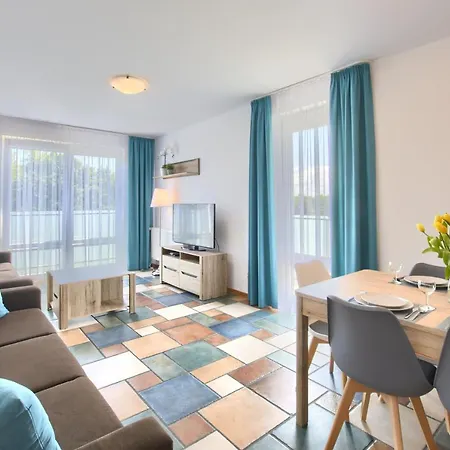 Promenada - Aquarius Apartment Kolobrzeg